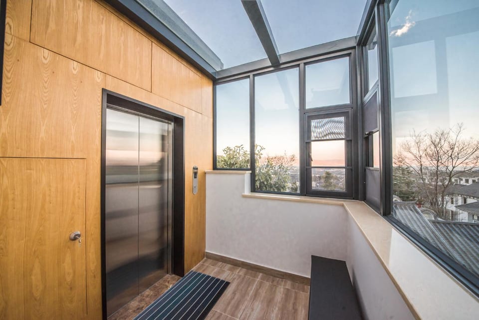 elevator