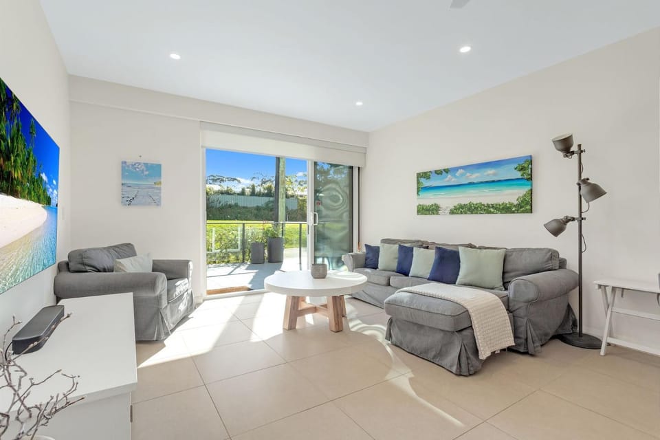 Le Maison at the Beach Apartment in Huskisson