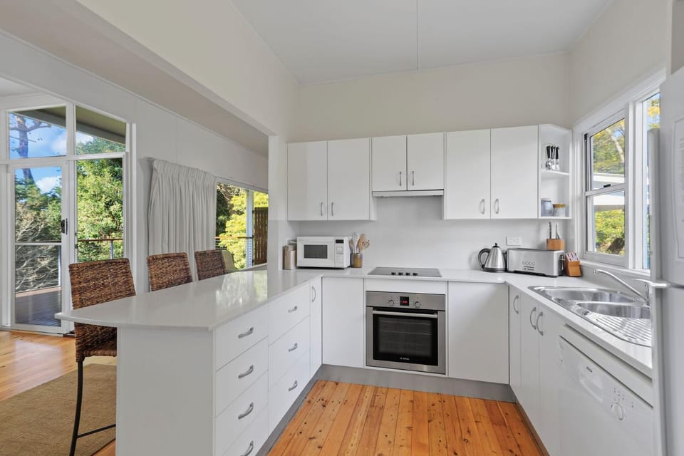 Elizabeth Cottage, Jervis Bay House in Vincentia