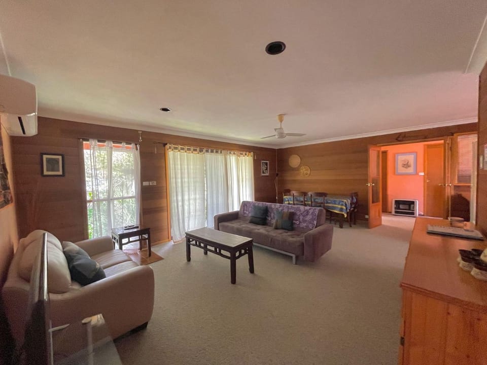 Laguna Bungalow in Erowal Bay House in Vincentia
