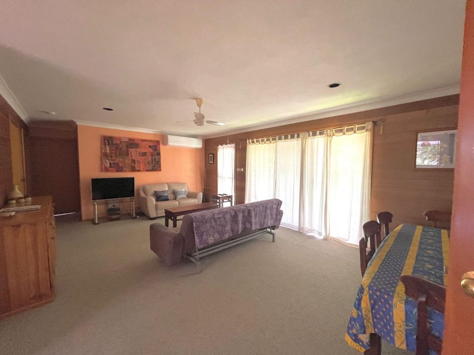 Laguna Bungalow in Erowal Bay House in Vincentia