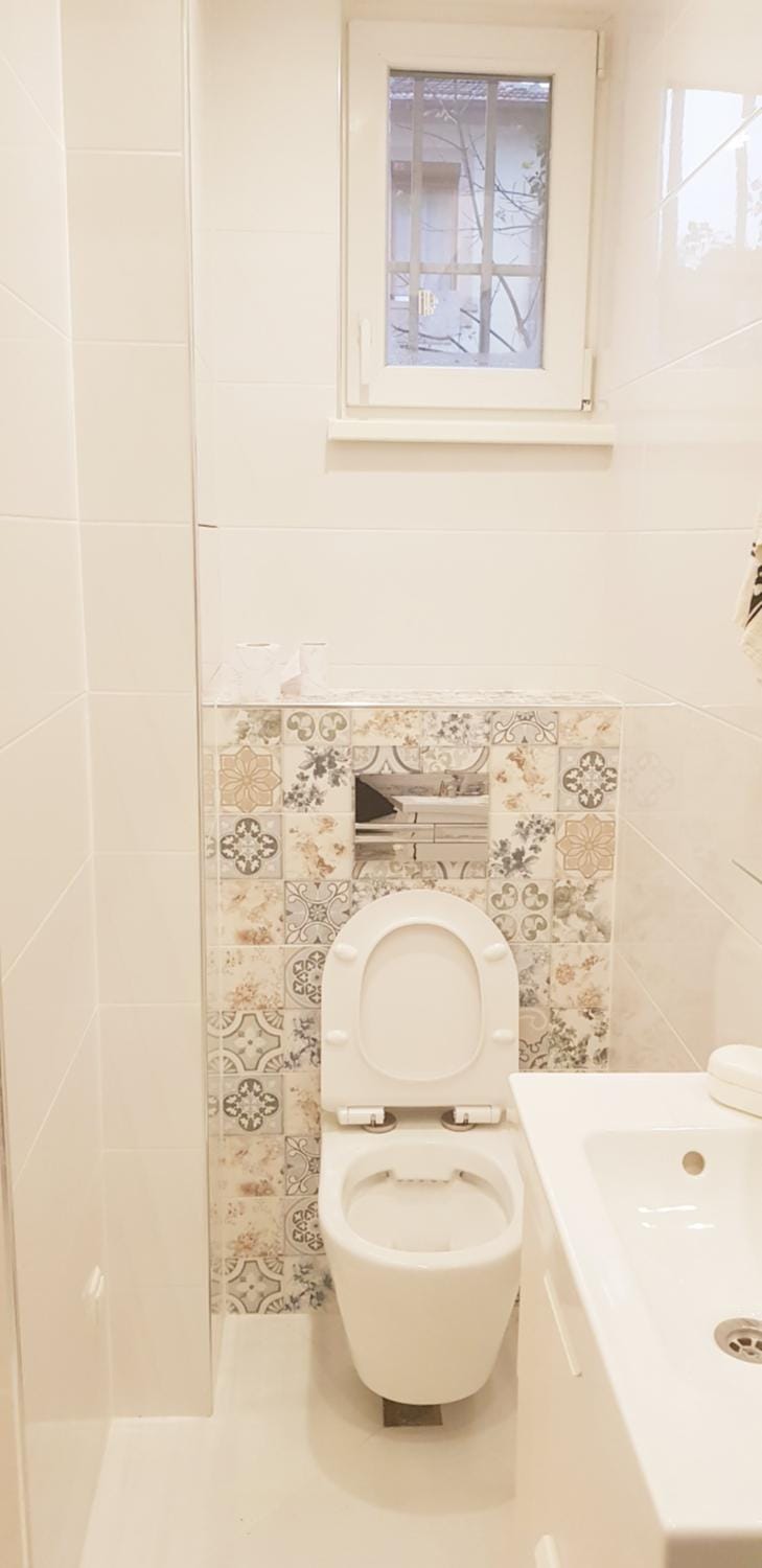 Toilet, Bathroom