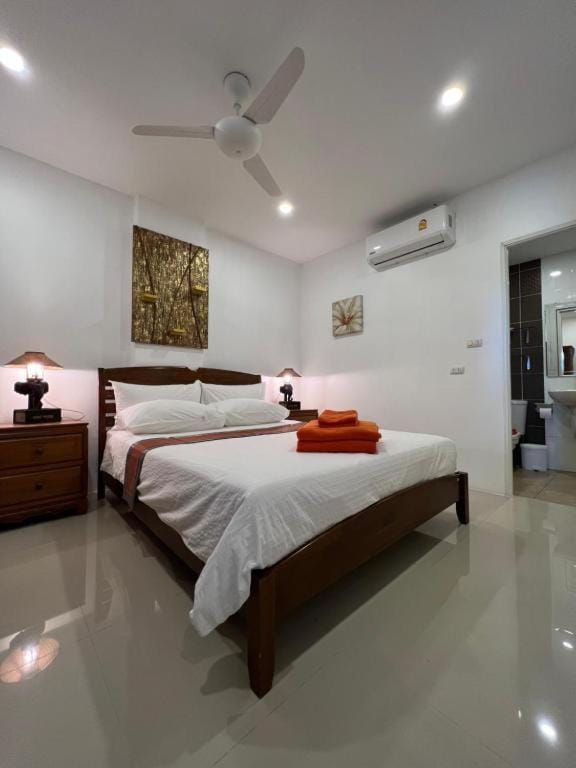 Super Som Rawai Bed and Breakfast in Rawai