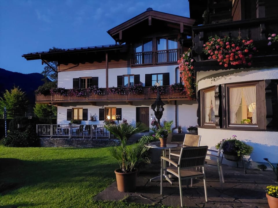 Gästehaus Deml Apartment in Berchtesgaden