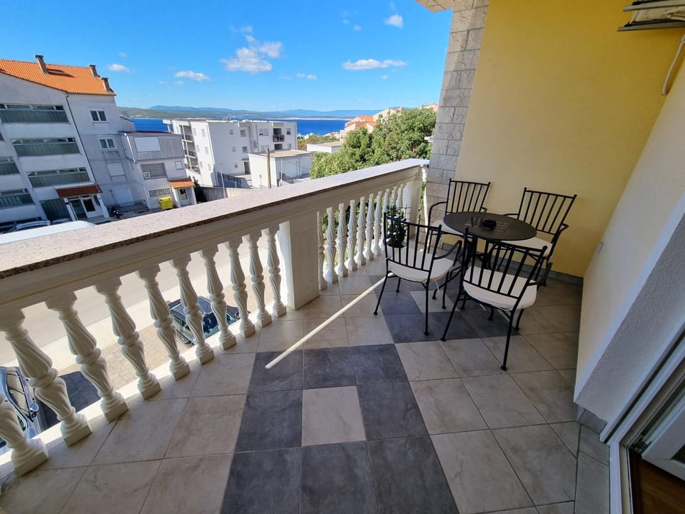 View (from property/room), Balcony/Terrace