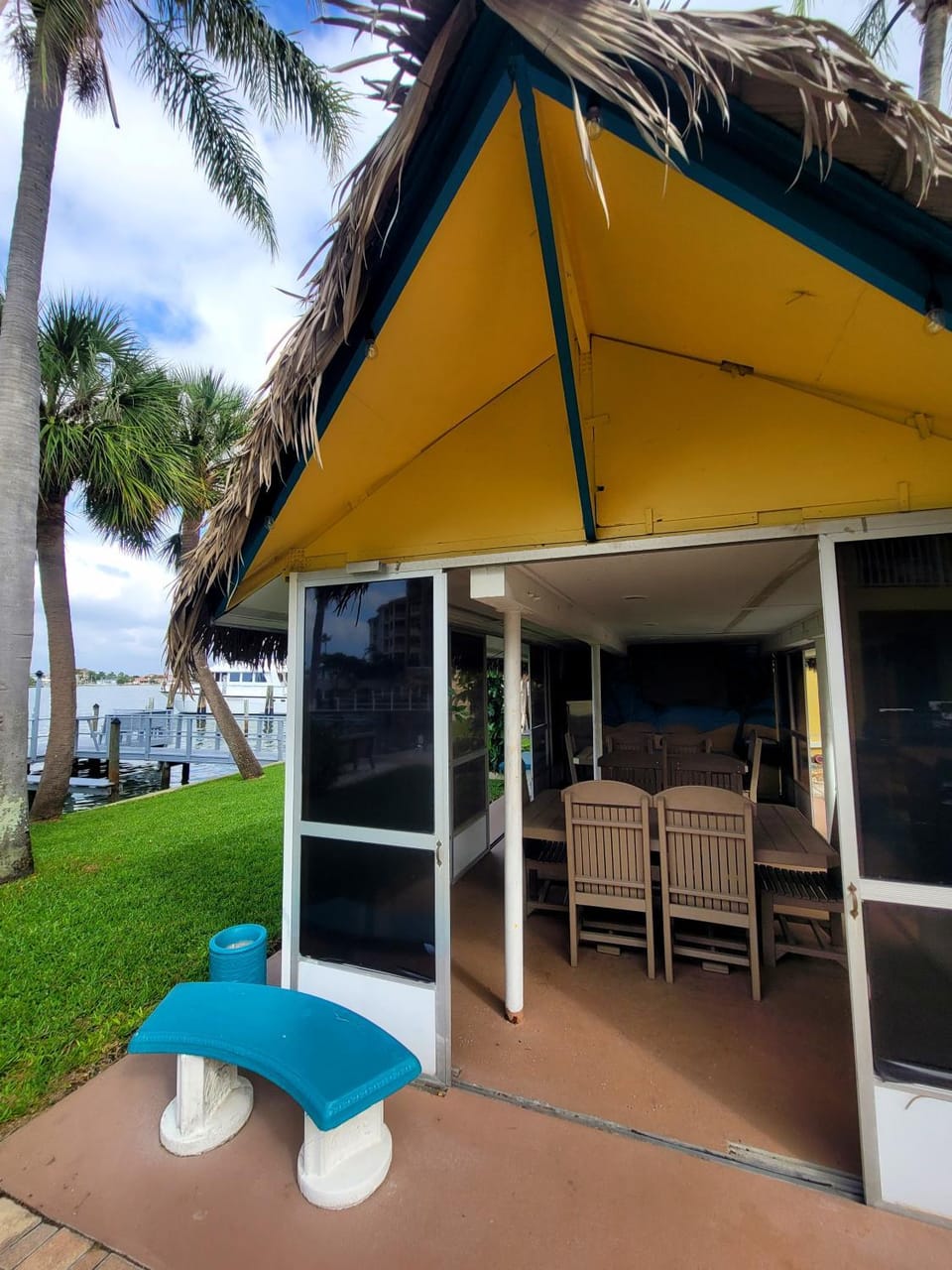 Searenity, Waterside studio in the heart of Treasure Island, walk to beach Apartment hotel in Treasure Island