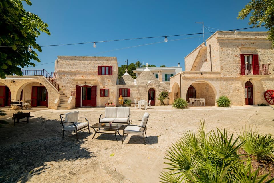 Property building, Inner courtyard view
