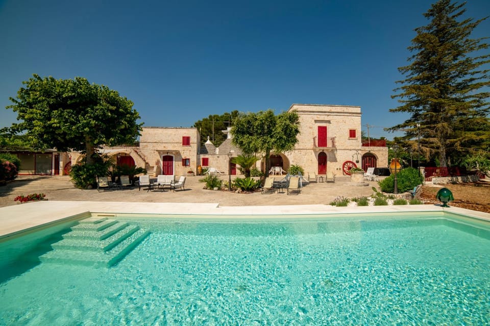 Property building, Swimming pool