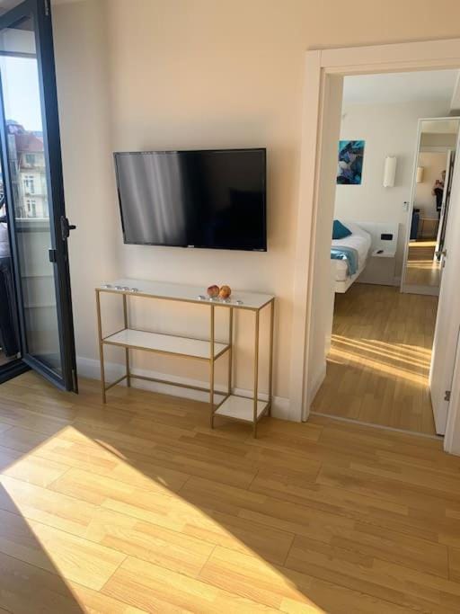 Orbi City Comfort 2 rooms apartments 50 м by sea Apartment in Batumi
