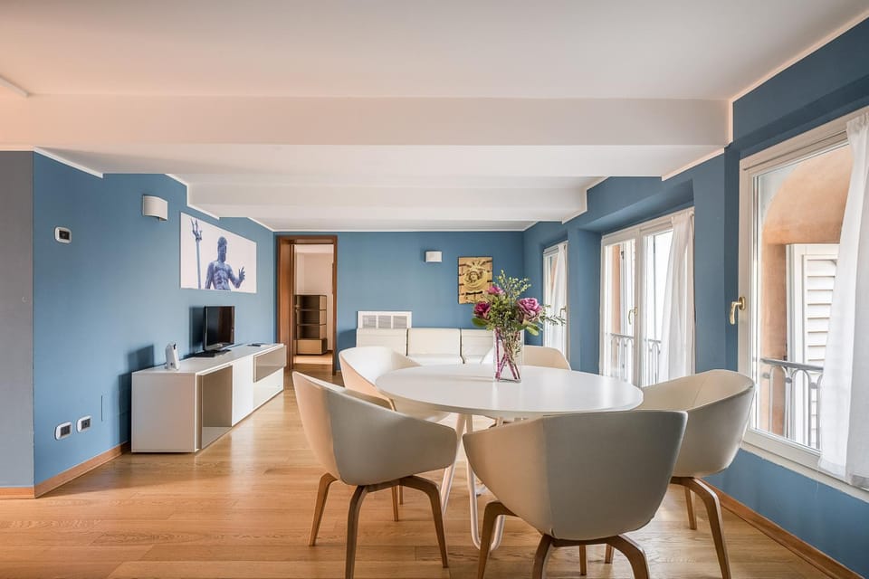 TV and multimedia, Living room, Seating area, Dining area, hair dresser
