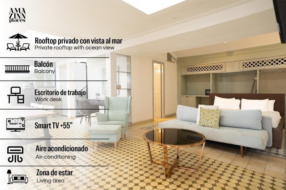 Bed, Living room, Photo of the whole room, Seating area, Bedroom