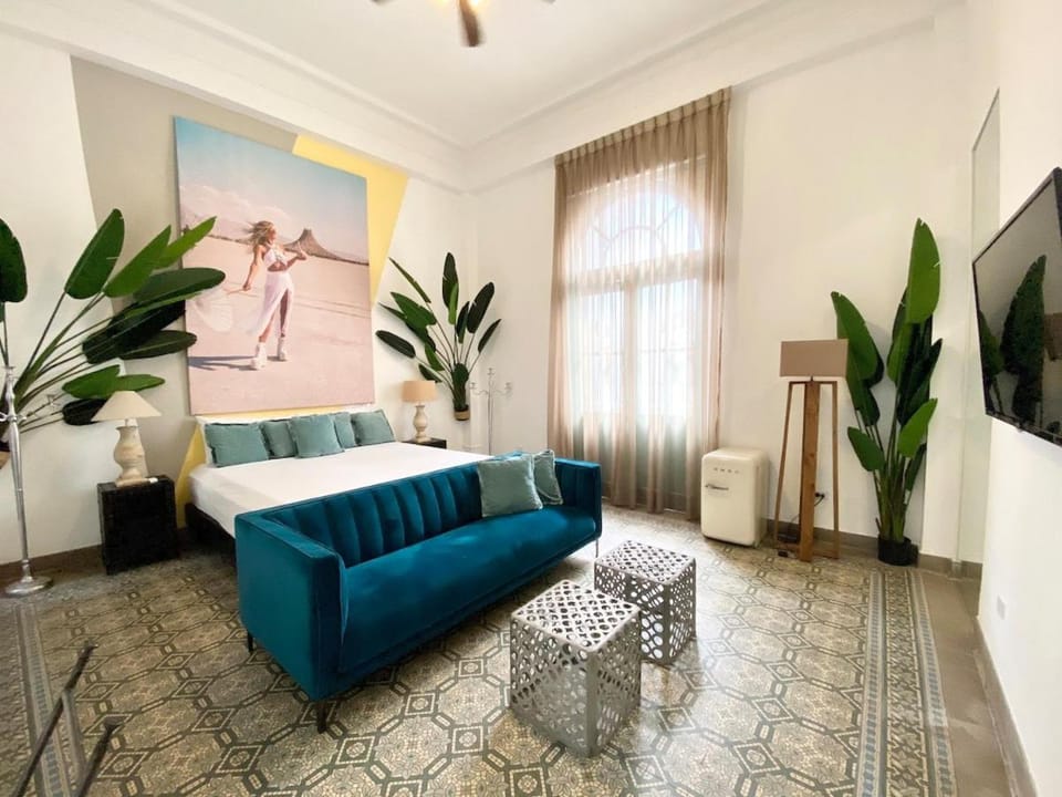 Bed, TV and multimedia, Other, Photo of the whole room, Bedroom, internet, air conditioner