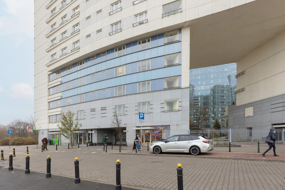 Property building, Off site, Neighbourhood, Street view