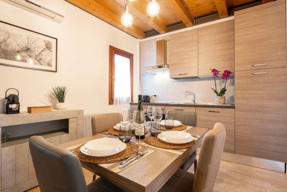 Kitchen or kitchenette, Living room, Dining area