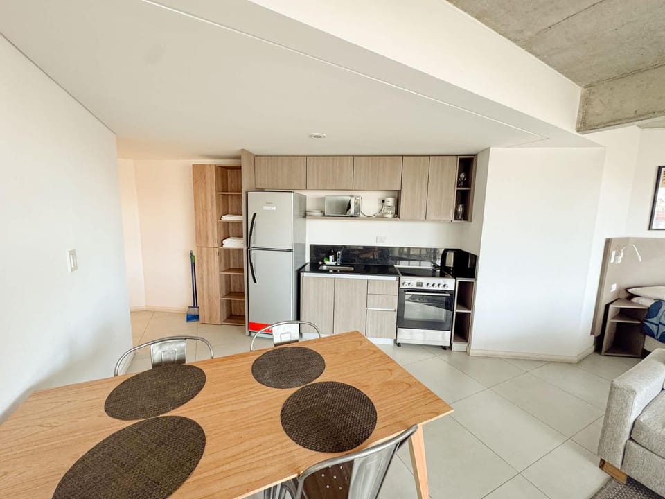 Amplio Loft con balcón sobre la Av 9 de Julio 6C Apartment in Buenos Aires