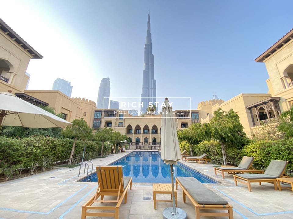 Nearby landmark, View (from property/room), Swimming pool