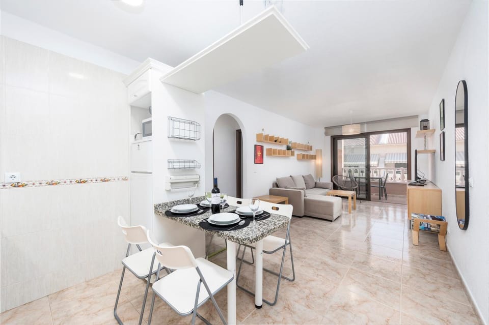 Kitchen or kitchenette, Living room, Dining area