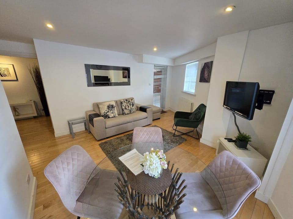 Superior Canary Wharf O2 Arena 2BR Apartment Apartment in London