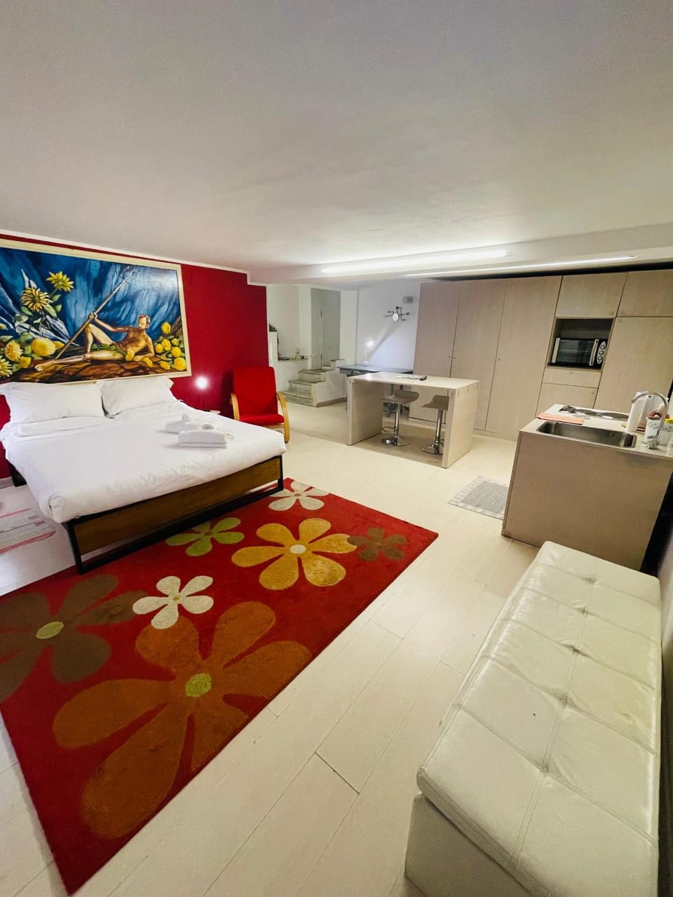 Bed, Photo of the whole room
