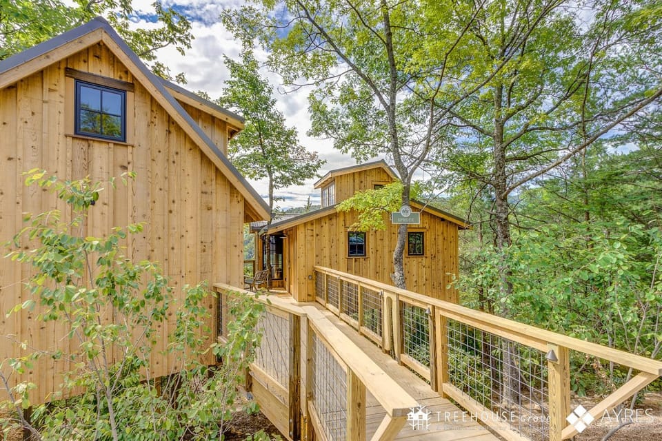 Property building, Spring, Day, Natural landscape