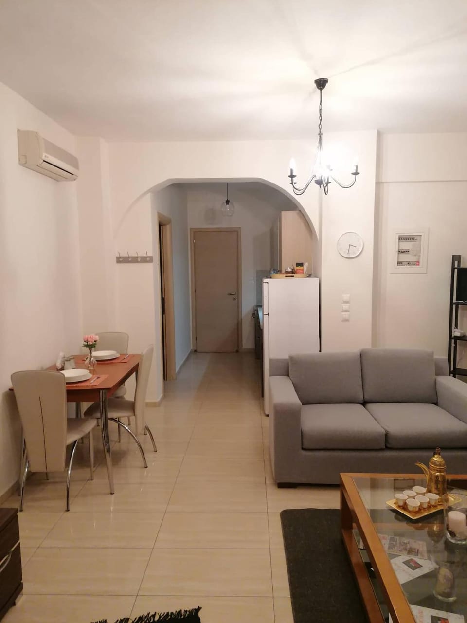 TV and multimedia, Kitchen or kitchenette, Living room, Seating area, Dining area, air conditioner