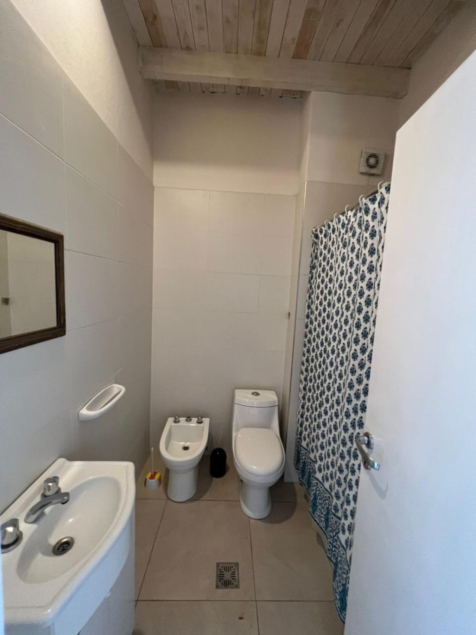 Amplio Departamento con estacionamiento Apartment in Godoy Cruz