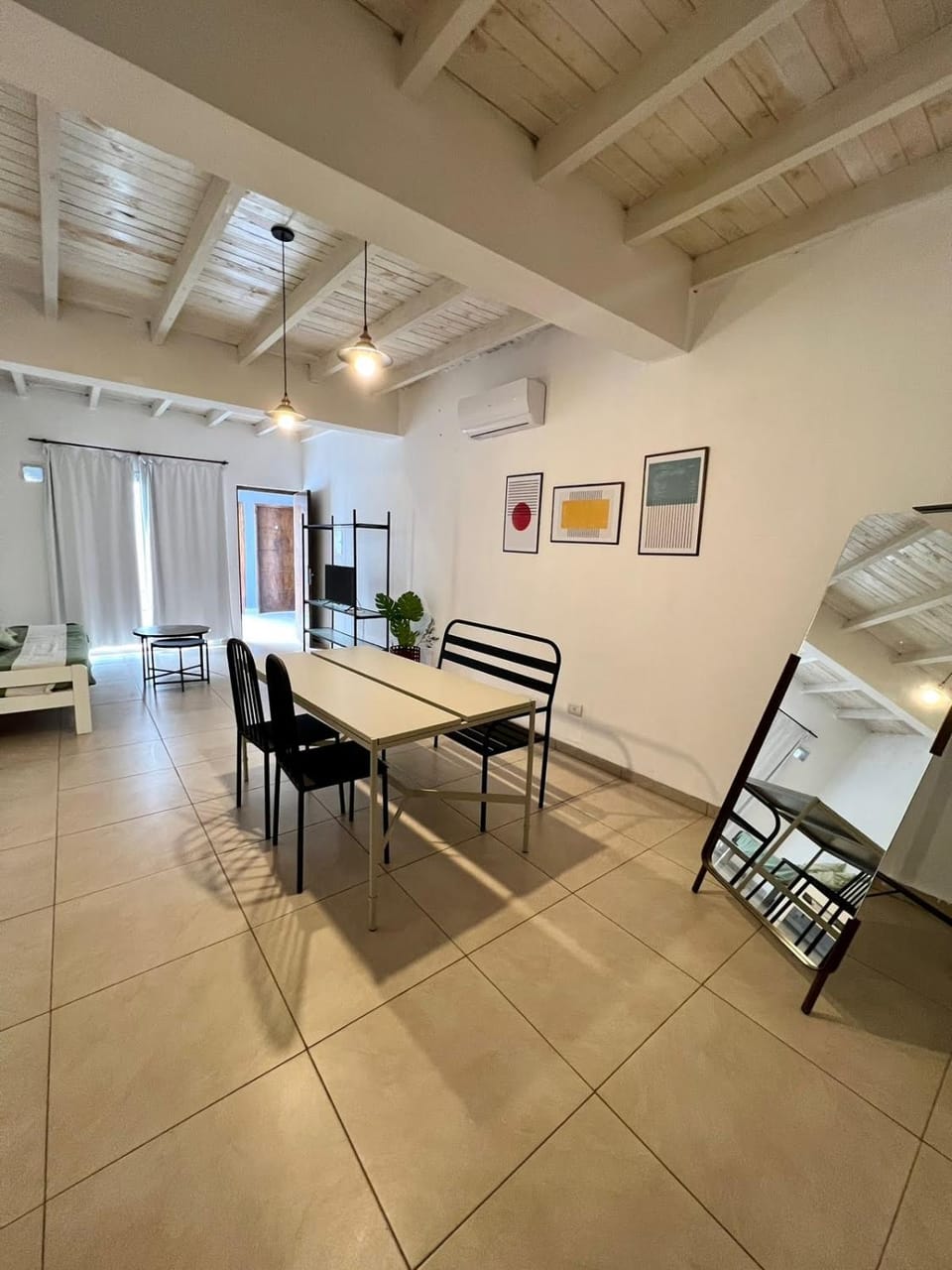 Amplio Departamento con estacionamiento Apartment in Godoy Cruz