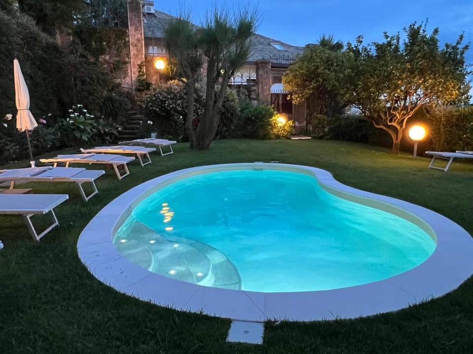 Night, Swimming pool