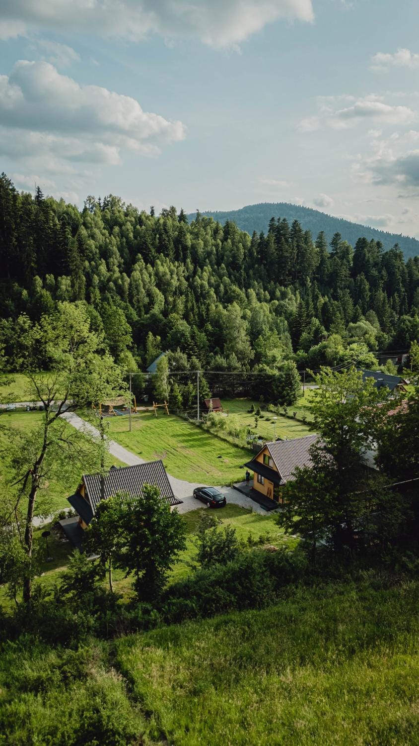Off site, Natural landscape, Mountain view, Area and facilities