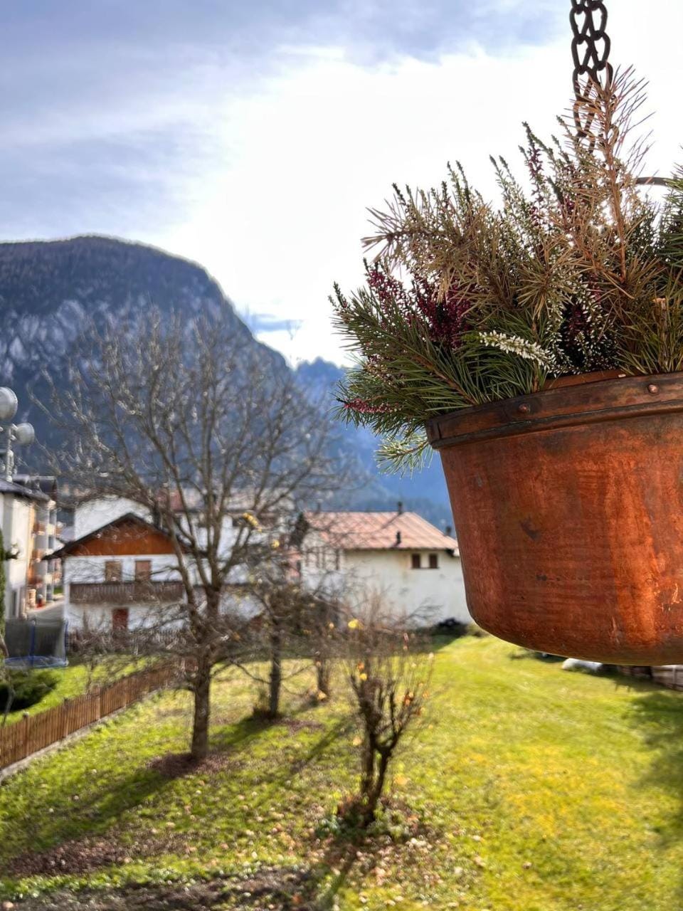 Spring, Garden view, Mountain view