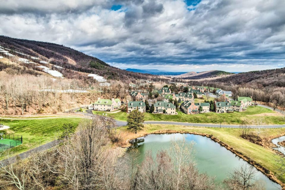 Hike, Bike & Swim: Mountain Escape w/ Deck House in Pennsylvania