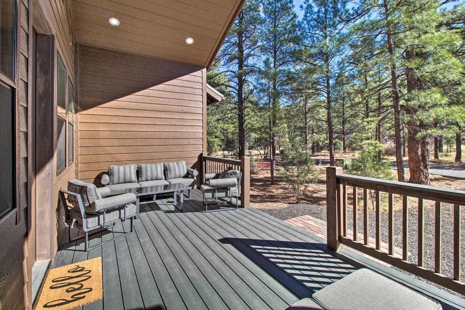 Pet-Friendly Show Low Cabin: Near Hiking! Cabin in Show Low