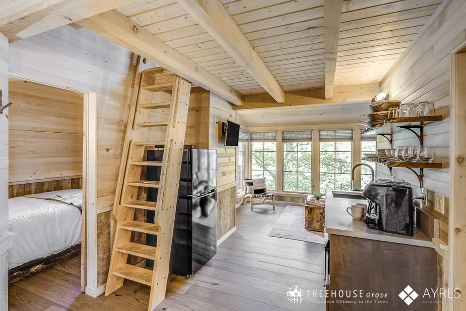 Bed, Coffee/tea facilities, Kitchen or kitchenette, Seating area