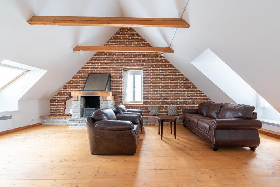 Old Town - Premium Medieval House Apartment in Tallinn