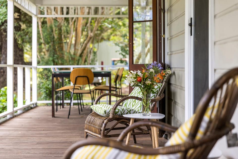4 Bedroom Farm Cottage on the Bellinger River House in Bellingen