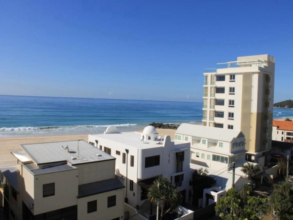 Seascape - Hosted by Burleigh Letting Apartment in Palm Beach