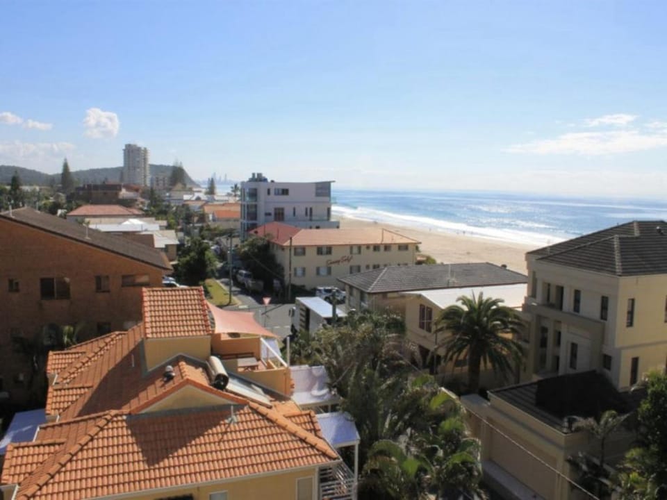 Seascape - Hosted by Burleigh Letting Apartment in Palm Beach