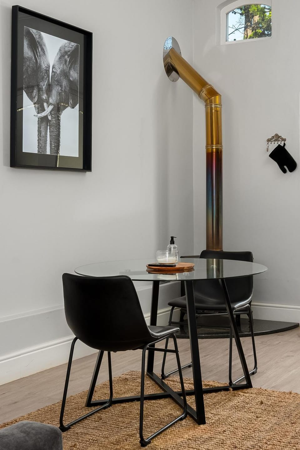 Dining area, flat iron