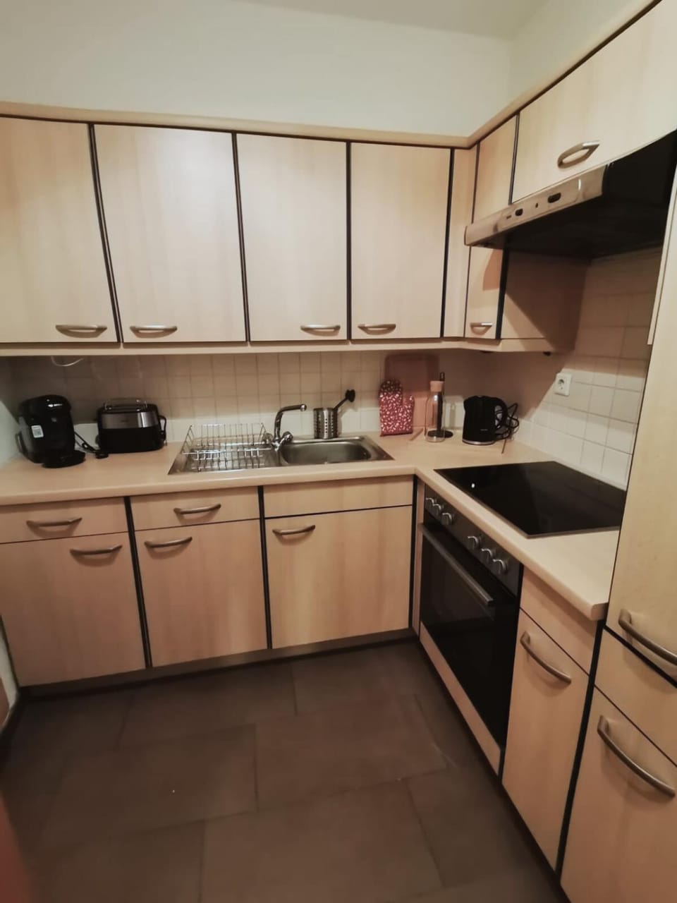 Coffee/tea facilities, Kitchen or kitchenette, pet friendly, stove, toaster, kitchen