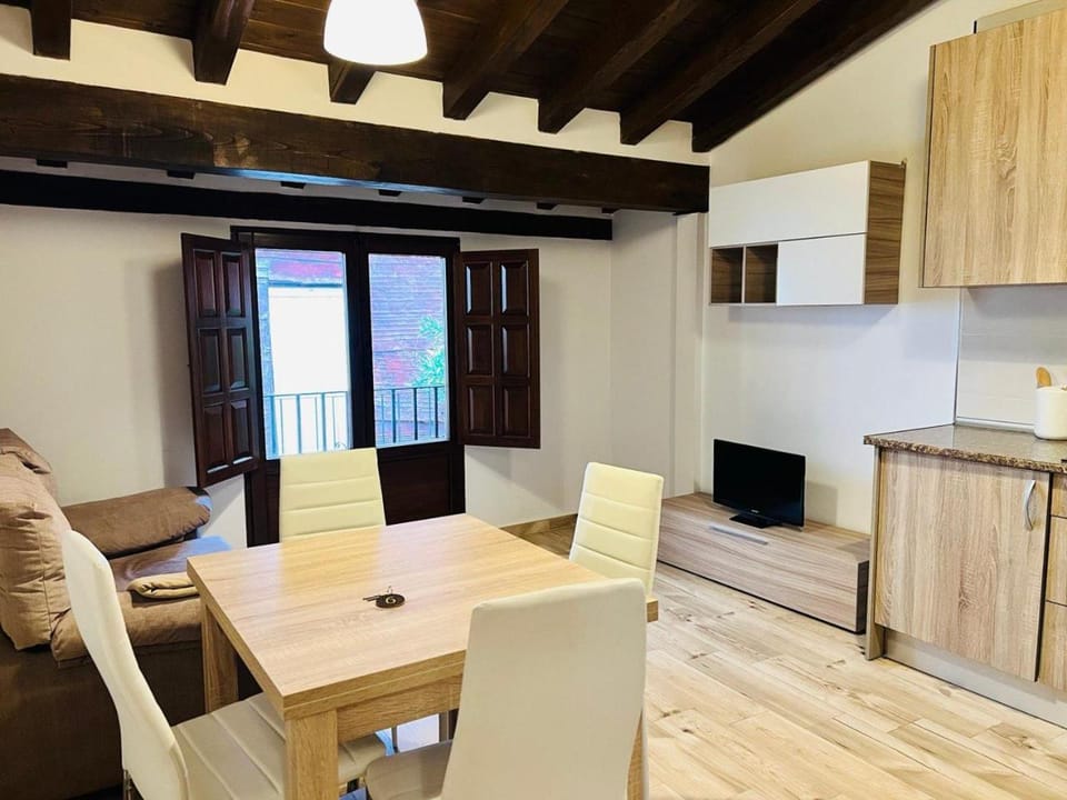 TV and multimedia, Dining area