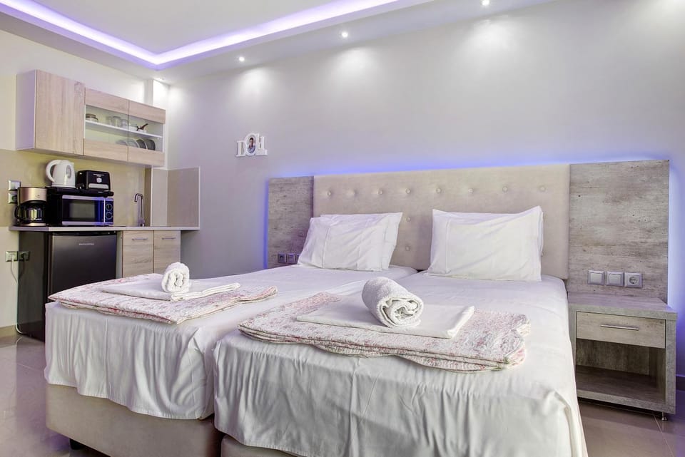 Living room, Bedroom