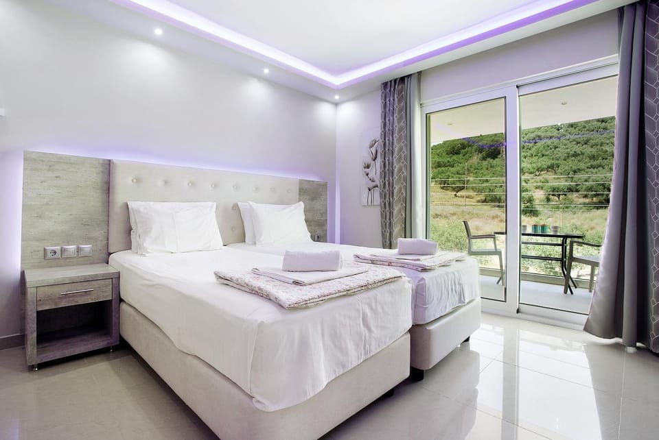 Property building, Living room, Bedroom