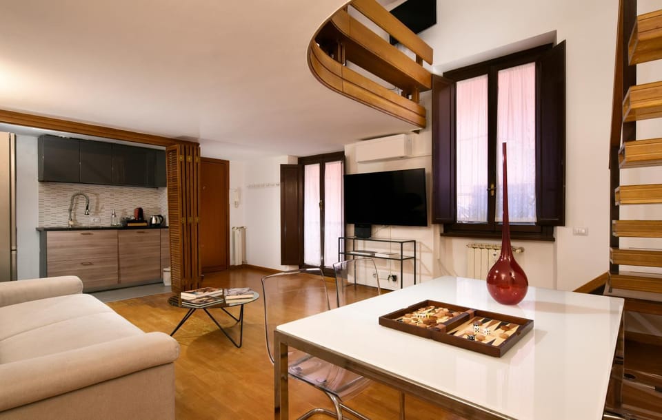Kitchen or kitchenette, Living room, Dining area