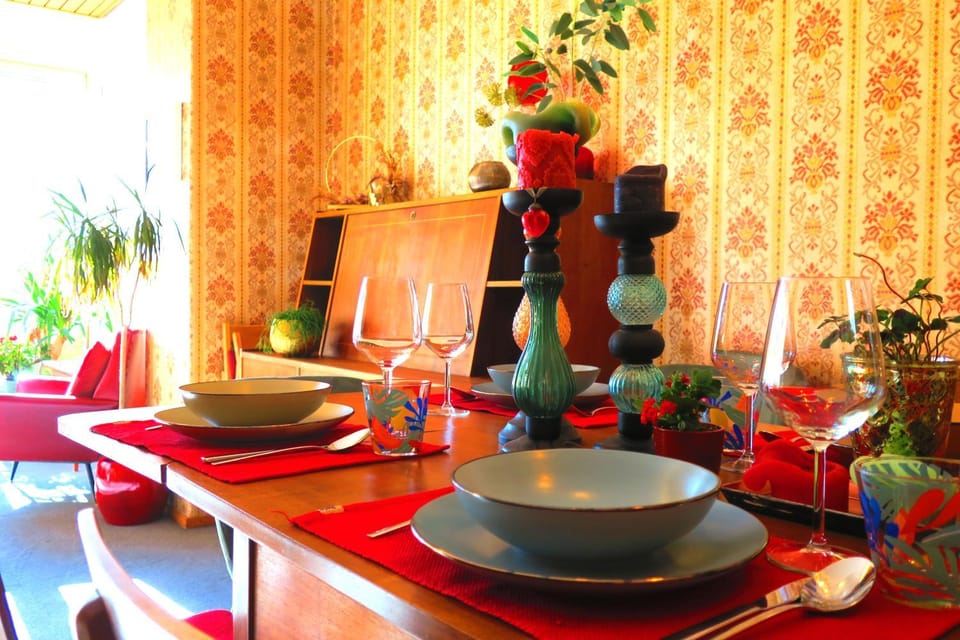 Decorative detail, Dining area