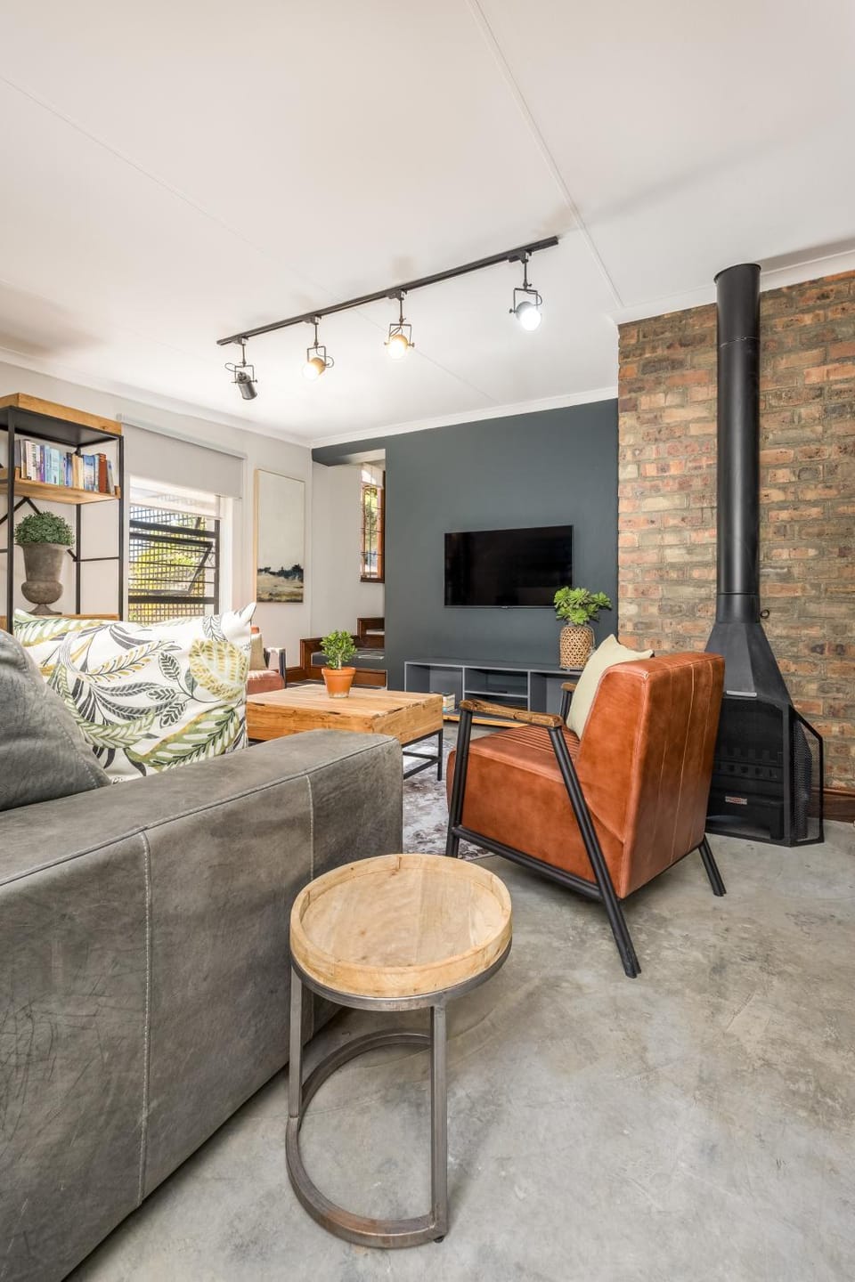 Communal lounge/ TV room, TV and multimedia, Seating area, Evening entertainment