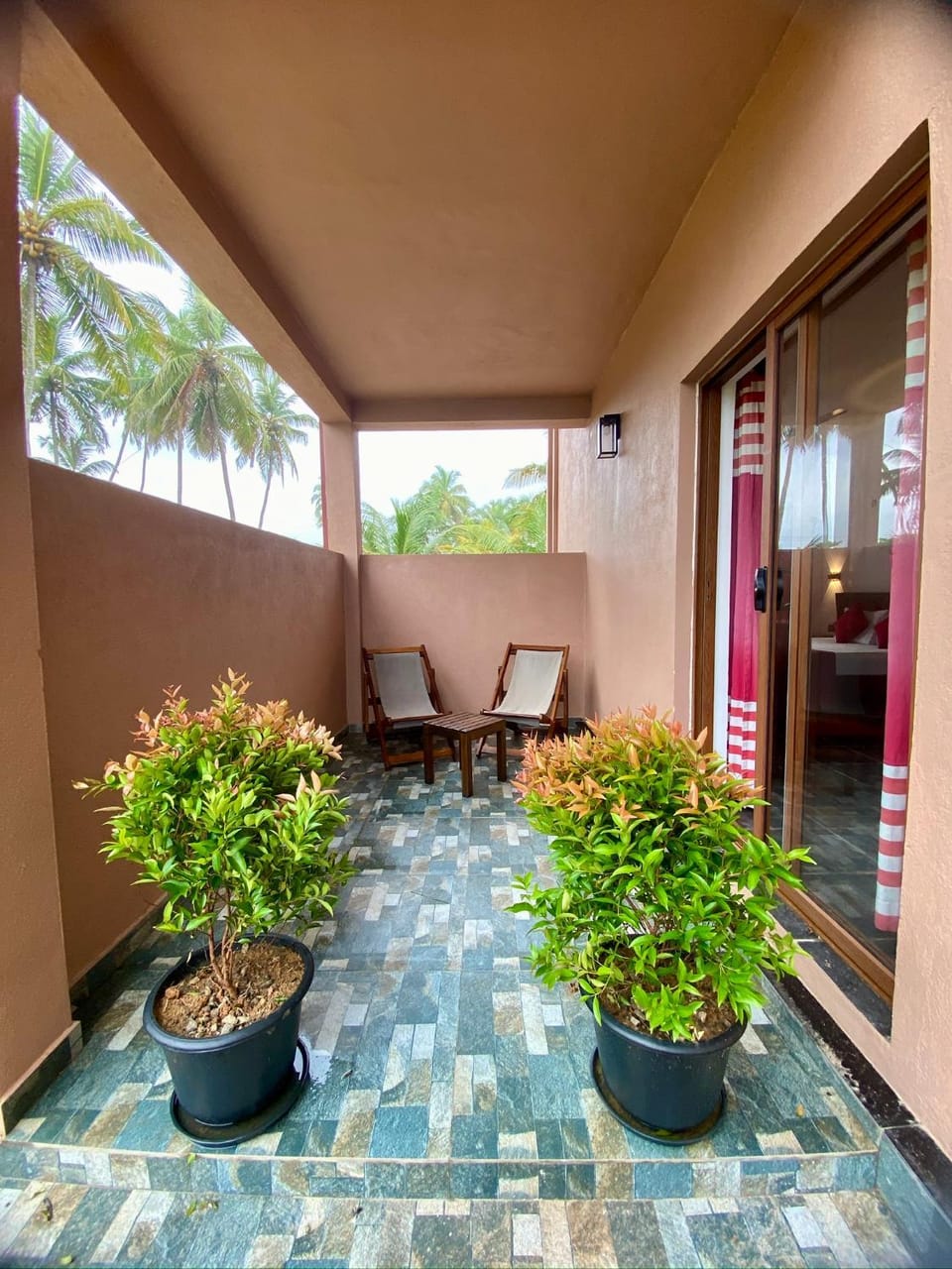 Reef Bungalow Hotel Hotel in Western Province