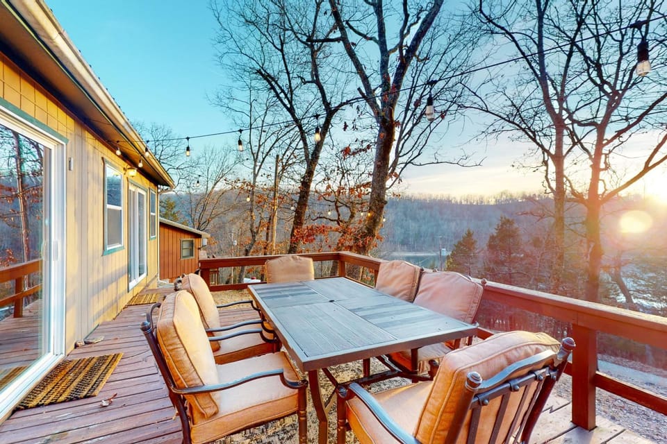 Ozark Rambler Cabin Cabin in Beaver Lake