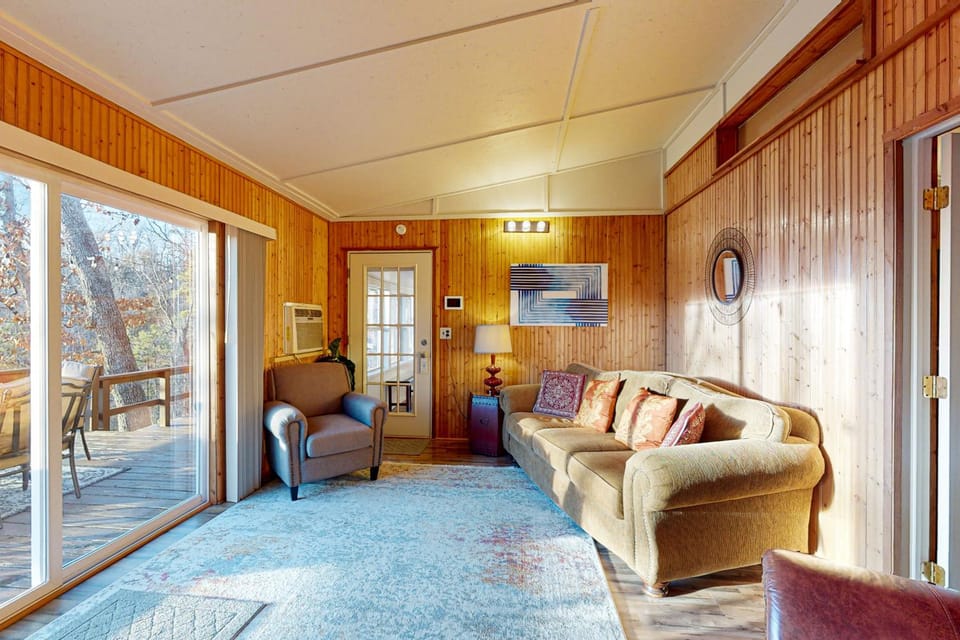 Ozark Rambler Cabin Cabin in Beaver Lake