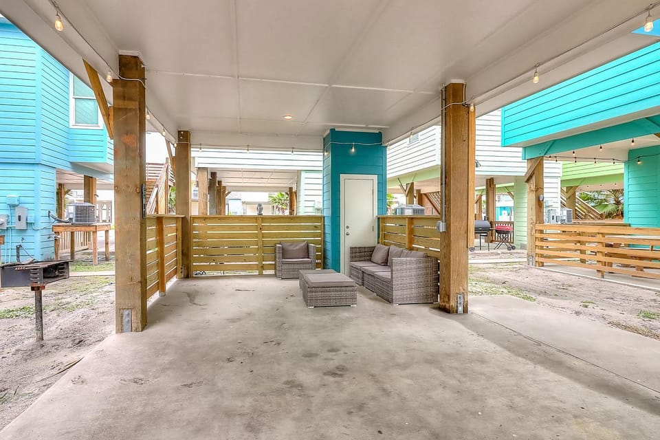 Stack Overflow House in Port Aransas