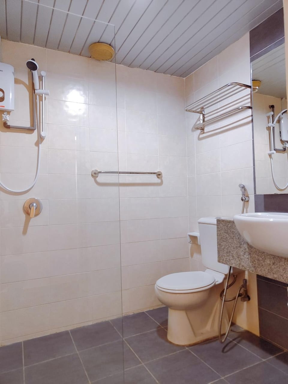 AJ-HOME Fahrenheit 88 Pavillion Bukit Bintang 8pax Apartment in Federal Territory of Kuala Lumpur